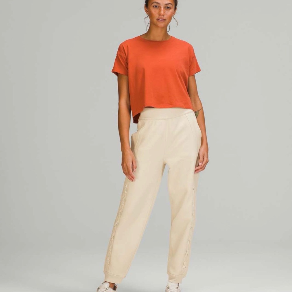 Lululemon